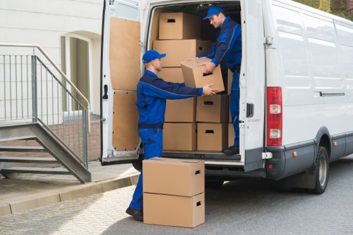 Efficient packing and unpacking service setup in Belgravia